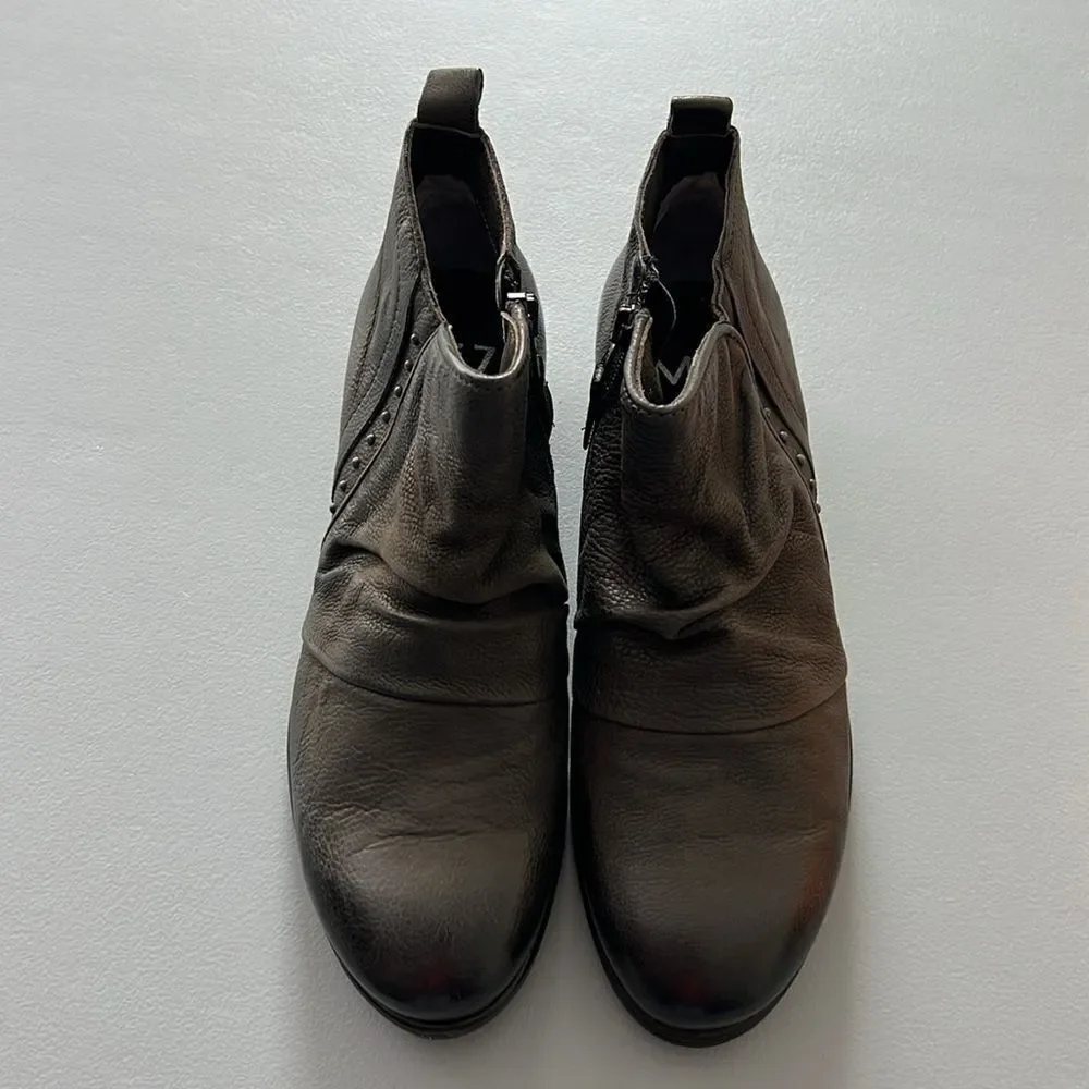 New Miz Mooz Women's Snap Wide Bootie in Ash Size 38 Wide